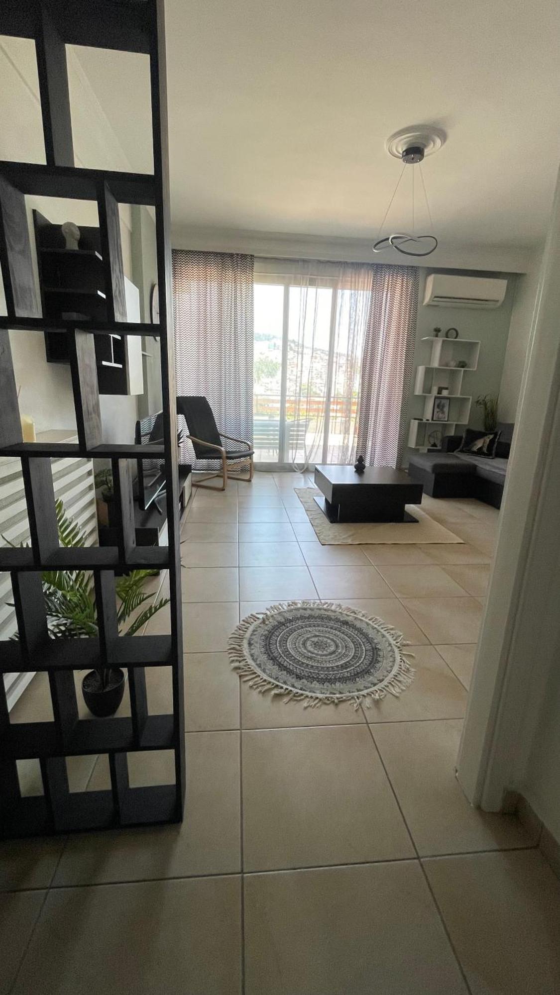 Facilis Vector House Apartment